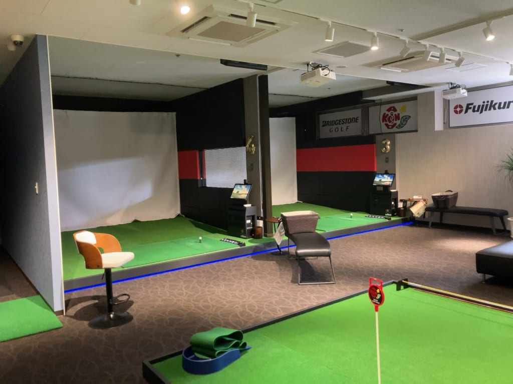 2022年12月アイランドアイに、シミュレーションゴルフスタジオ「KANA Golf Island(カナゴルフアイランド)」がオープンしていました。